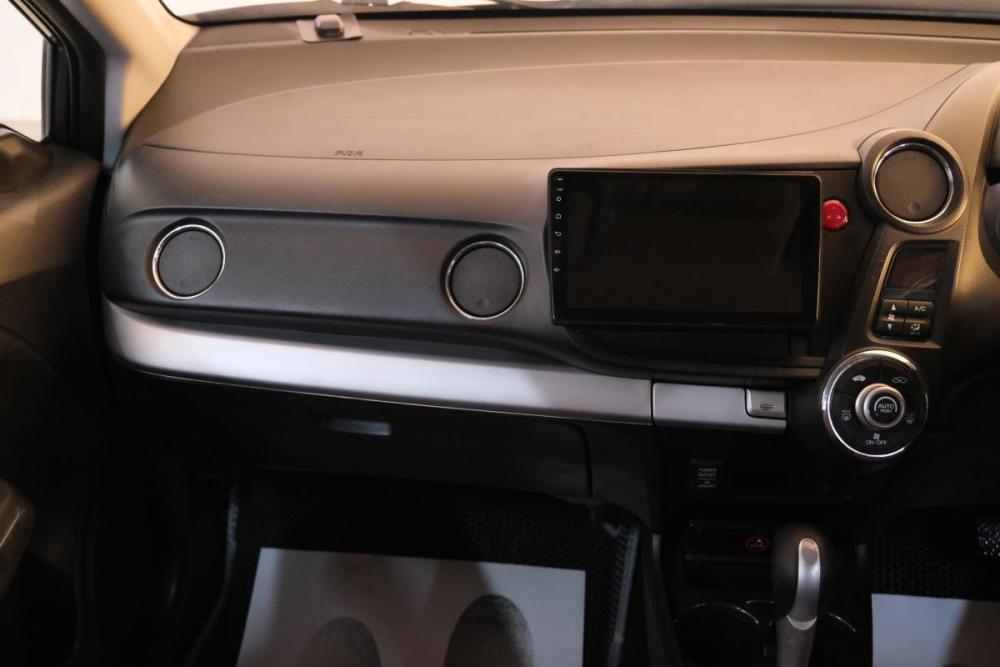 Honda Insight II Рестайлинг Омск  - изображение 16