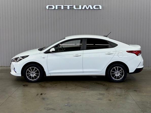Hyundai Solaris II Рестайлинг с пробегом 2020 года, цена 1 587 000 рублей, 76674 км, седан, Автокод Объявления