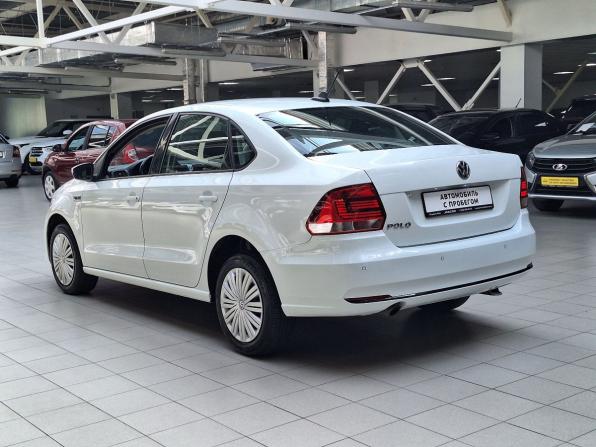 Volkswagen Polo V Рестайлинг с пробегом 2020 года, цена 1 195 000 рублей, 120682 км, седан, Автокод Объявления