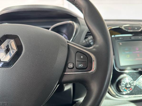 Renault Kaptur I с пробегом 2019 года, цена 1 749 000 рублей, 97000 км, внедорожник, Автокод Объявления