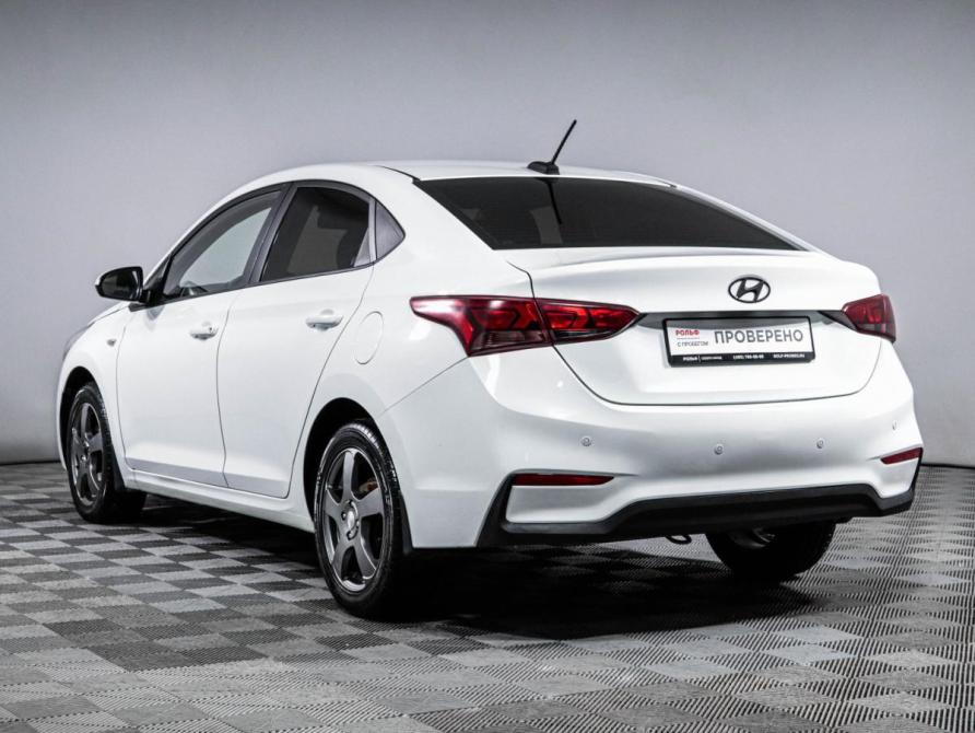 Hyundai Solaris II Москва  - изображение 8