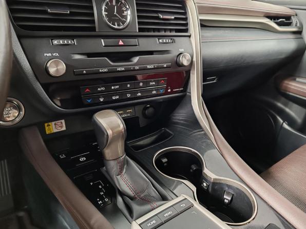 Lexus RX IV Рестайлинг с пробегом 2020 года, цена 3 250 000 рублей, 273693 км, внедорожник, Автокод Объявления