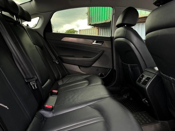 Hyundai Sonata VII (LF) Рестайлинг с пробегом 2018 года, цена 1 768 400 рублей, 106426 км, седан, Автокод Объявления