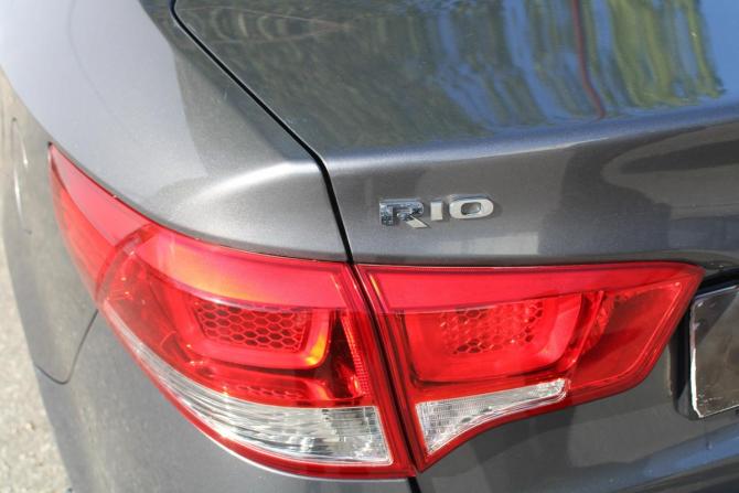 Kia Rio III Рестайлинг с пробегом 2017 года, цена 1 100 000 рублей, 119000 км, седан, Автокод Объявления