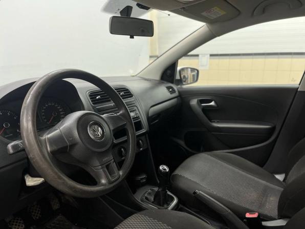 Volkswagen Polo V с пробегом 2010 года, цена 699 900 рублей, 162000 км, седан, Автокод Объявления