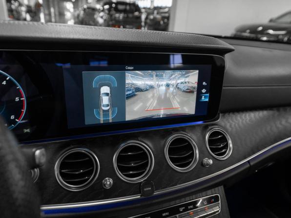 Mercedes-Benz E-Класс V (W213 S213 C238) Рестайлинг с пробегом 2021 года, цена 4 950 000 рублей, 62032 км, седан, Автокод Объявления
