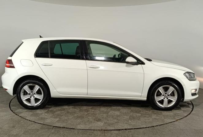Volkswagen Golf VII с пробегом 2015 года, цена 1 100 000 рублей, 310100 км, хэтчбек, Автокод Объявления