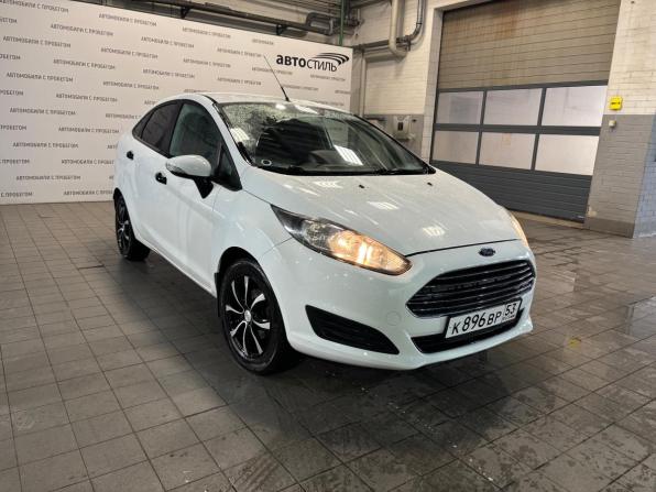 Ford Fiesta Mk6 Рестайлинг с пробегом 2016 года, цена 599 000 рублей, 92282 км, седан, Автокод Объявления