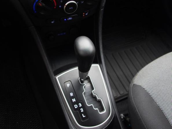 Hyundai Solaris I с пробегом 2012 года, цена 950 000 рублей, 159367 км, седан, Автокод Объявления