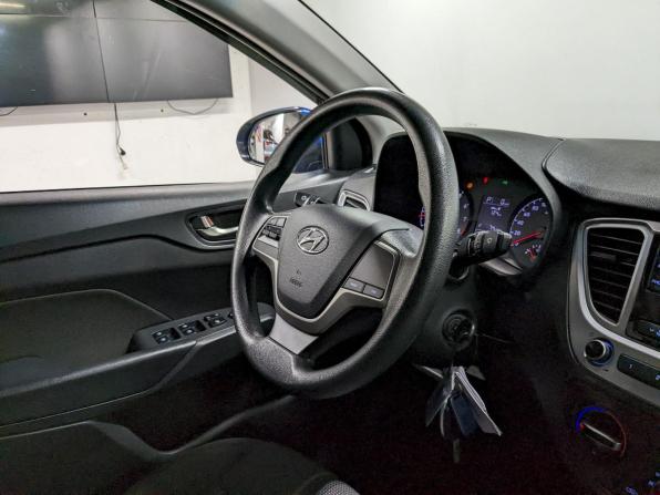 Hyundai Solaris II с пробегом 2020 года, цена 1 450 000 рублей, 122057 км, седан, Автокод Объявления
