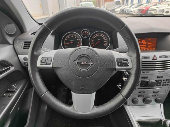 Opel Astra H Рестайлинг с пробегом 2011 года, цена 535 000 рублей, 173036 км, хэтчбек, Автокод Объявления