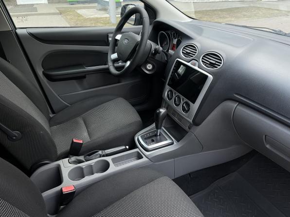 Ford Focus II Рестайлинг с пробегом 2011 года, цена 550 000 рублей, 274937 км, хэтчбек, Автокод Объявления