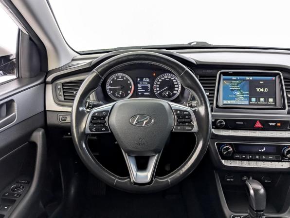 Hyundai Sonata VII (LF) Рестайлинг с пробегом 2017 года, цена 1 500 000 рублей, 188600 км, седан, Автокод Объявления