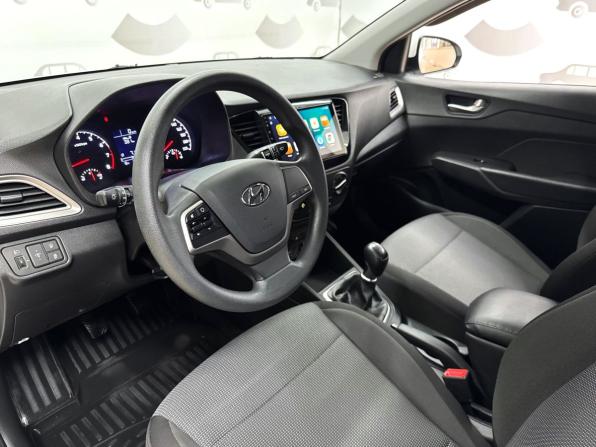 Hyundai Solaris II с пробегом 2019 года, цена 1 260 000 рублей, 118879 км, седан, Автокод Объявления