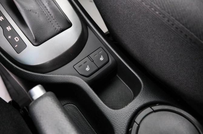 Kia Rio III Рестайлинг с пробегом 2016 года, цена 1 099 000 рублей, 140000 км, седан, Автокод Объявления
