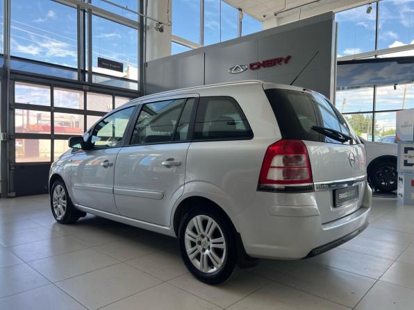 Opel Zafira B Рестайлинг с пробегом 2012 года, цена 799 000 рублей, 91462 км, компактвэн, Автокод Объявления