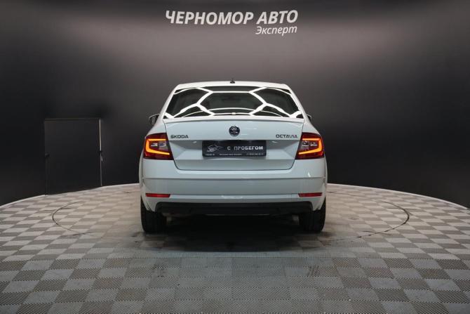 Skoda Octavia III (A7) Рестайлинг с пробегом 2019 года, цена 2 380 000 рублей, 152000 км, лифтбек, Автокод Объявления