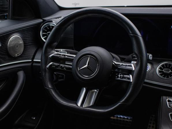Mercedes-Benz E-Класс V (W213 S213 C238) Рестайлинг с пробегом 2020 года, цена 4 620 000 рублей, 91600 км, седан, Автокод Объявления