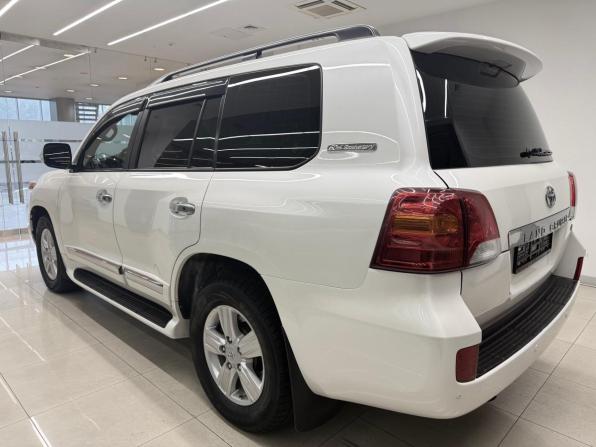 Toyota Land Cruiser 200 Series Рестайлинг 1 с пробегом 2015 года, цена 4 200 000 рублей, 172450 км, внедорожник, Автокод Объявления