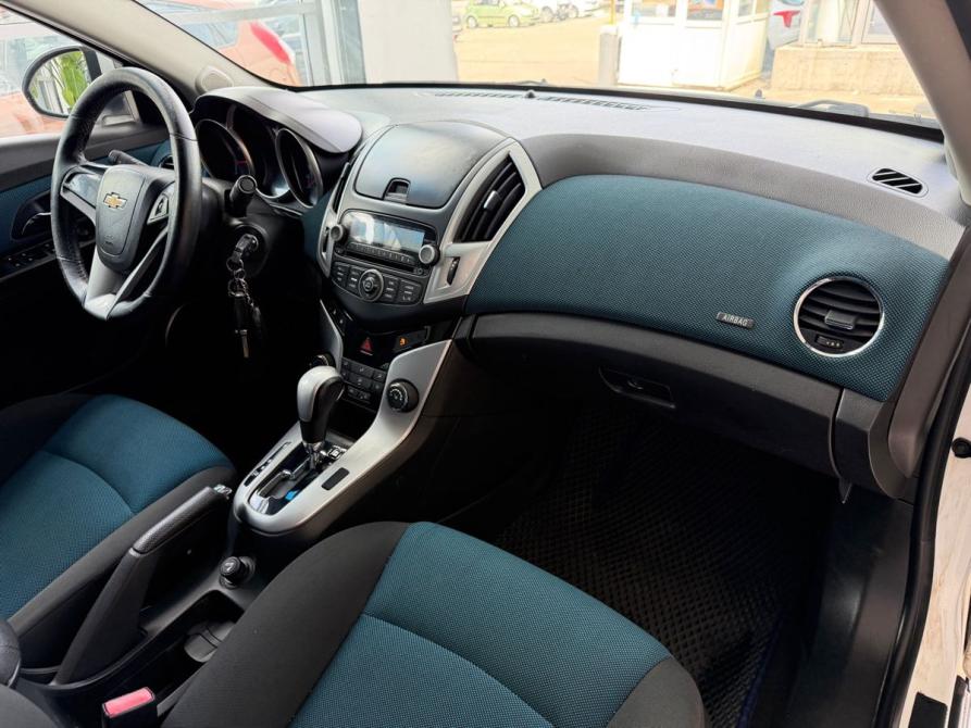 Chevrolet Cruze I Рестайлинг Таганрог  - изображение 20