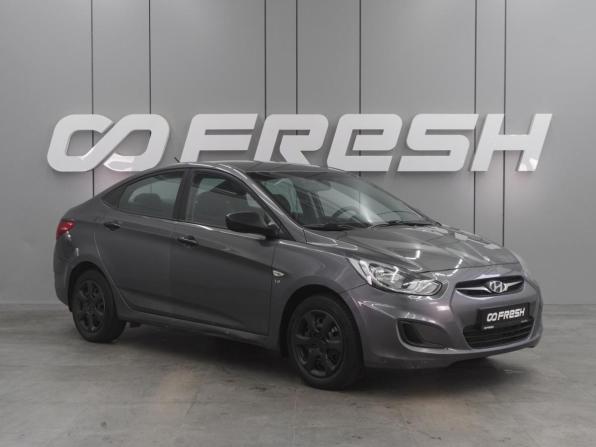 Hyundai Solaris I с пробегом 2013 года, цена 899 000 рублей, 93381 км, седан, Автокод Объявления