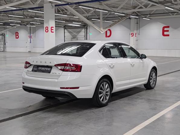 Skoda Octavia III (A7) Рестайлинг с пробегом 2022 года, цена 2 165 000 рублей, 22001 км, лифтбек, Автокод Объявления