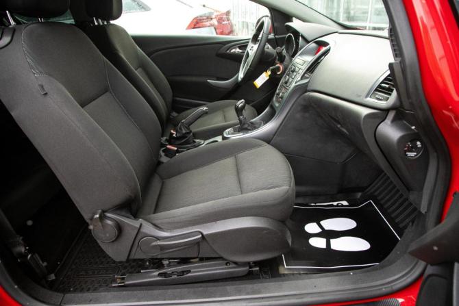 Opel Astra H Рестайлинг с пробегом 2012 года, цена 725 000 рублей, 170000 км, хэтчбек, Автокод Объявления