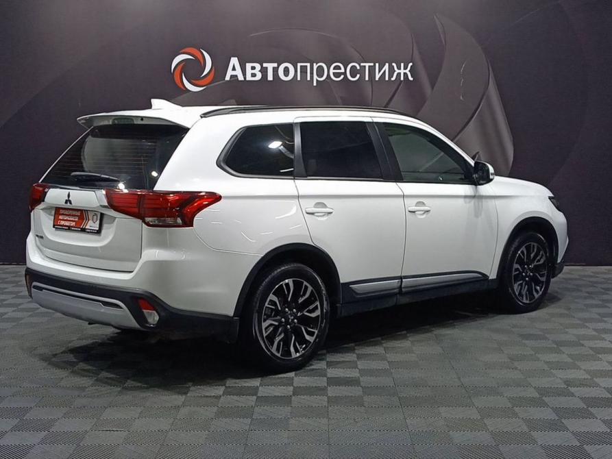 Mitsubishi Outlander III Рестайлинг 3 Оренбург  - изображение 6