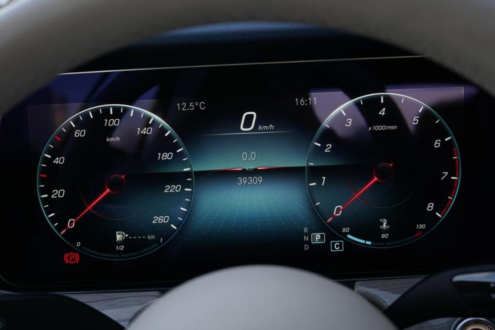 Mercedes-Benz E-Класс V (W213 S213 C238) Рестайлинг Москва  - изображение 11