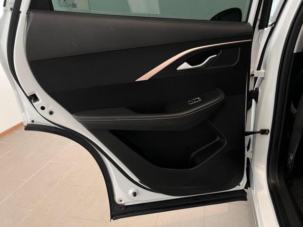 Omoda C5 I с пробегом 2023 года, цена 1 670 000 рублей, 91469 км, внедорожник, Автокод Объявления