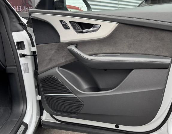 Audi Q8 I (4M) с пробегом 2020 года, цена 7 990 000 рублей, 62735 км, внедорожник, Автокод Объявления
