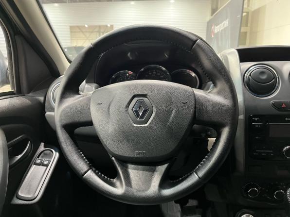 Renault Duster I Рестайлинг с пробегом 2018 года, цена 990 000 рублей, 118222 км, внедорожник, Автокод Объявления
