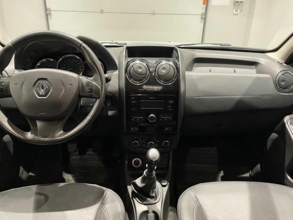 Renault Duster I Рестайлинг с пробегом 2017 года, цена 1 151 696 рублей, 166403 км, внедорожник, Автокод Объявления