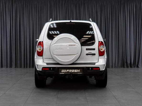 Chevrolet Niva I Рестайлинг с пробегом 2016 года, цена 555 000 рублей, 172567 км, внедорожник, Автокод Объявления