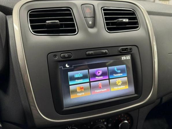Renault Logan II Рестайлинг с пробегом 2021 года, цена 1 289 000 рублей, 60317 км, седан, Автокод Объявления