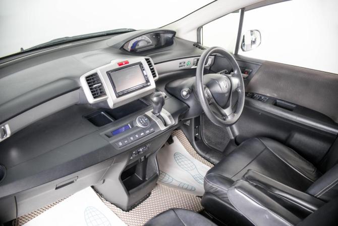 Honda Freed I с пробегом 2014 года, цена 1 499 000 рублей, 170000 км, компактвэн, Автокод Объявления