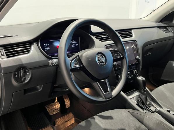 Skoda Octavia III (A7) Рестайлинг с пробегом 2019 года, цена 2 099 000 рублей, 147406 км, лифтбек, Автокод Объявления