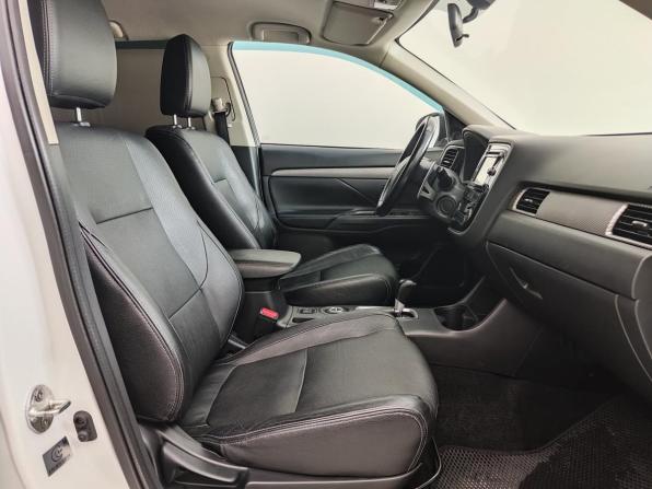 Mitsubishi Outlander III с пробегом 2013 года, цена 1 550 000 рублей, 251047 км, внедорожник, Автокод Объявления