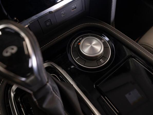 Infiniti QX80 I Рестайлинг 2 с пробегом 2021 года, цена 7 250 000 рублей, 7964 км, внедорожник, Автокод Объявления