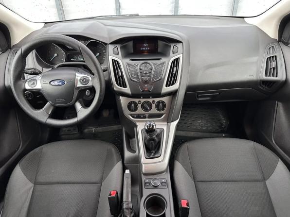 Ford Focus III с пробегом 2013 года, цена 630 000 рублей, 293000 км, универсал, Автокод Объявления
