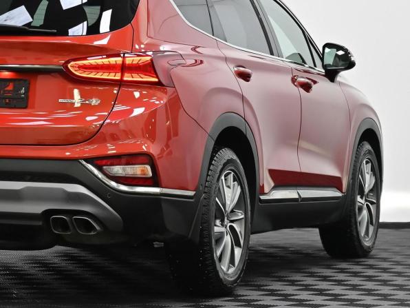 Hyundai Santa Fe IV с пробегом 2018 года, цена 1 899 000 рублей, 87000 км, внедорожник, Автокод Объявления