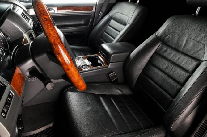 Volkswagen Touareg I Рестайлинг с пробегом 2008 года, цена 1 399 000 рублей, 246000 км, внедорожник, Автокод Объявления
