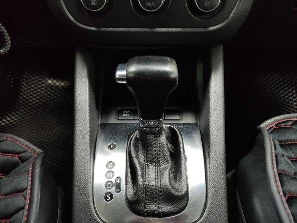 Volkswagen Golf V с пробегом 2008 года, цена 585 000 рублей, 245585 км, хэтчбек, Автокод Объявления