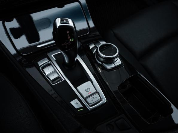 BMW 5 серии VI (F10/F11/F07) с пробегом 2012 года, цена 2 100 000 рублей, 203928 км, седан, Автокод Объявления