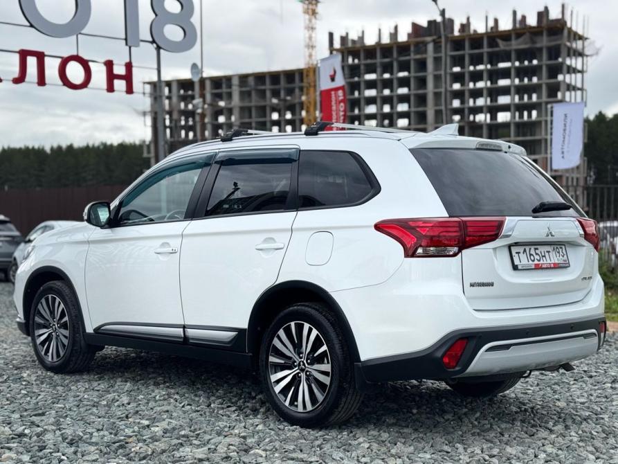 Mitsubishi Outlander III Рестайлинг 3 Ижевск  - изображение 6
