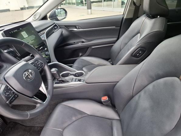 Toyota Camry VIII (XV70) Рестайлинг с пробегом 2023 года, цена 3 960 000 рублей, 20824 км, седан, Автокод Объявления