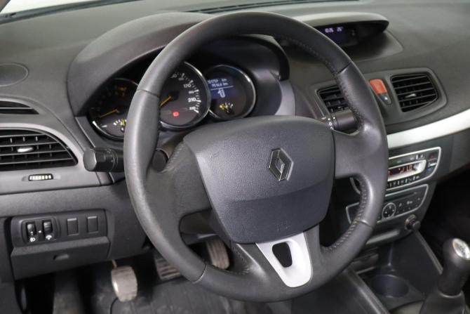 Renault Fluence I с пробегом 2011 года, цена 629 000 рублей, 200000 км, седан, Автокод Объявления