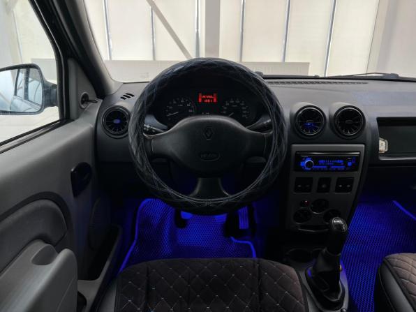 Renault Logan I с пробегом 2009 года, цена 450 000 рублей, 207255 км, седан, Автокод Объявления
