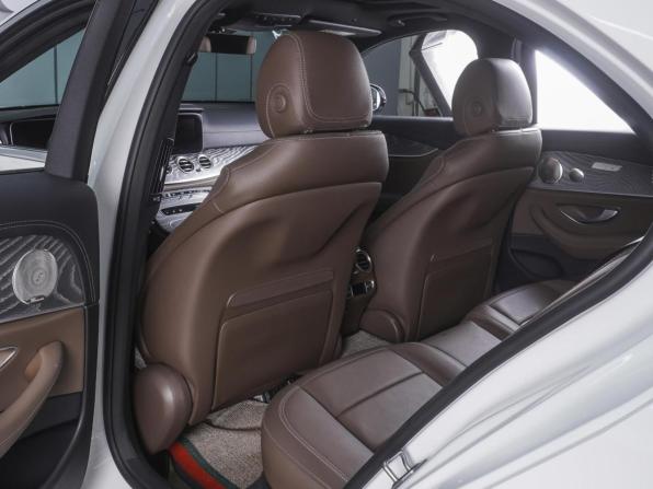 Mercedes-Benz E-Класс V (W213 S213 C238) Рестайлинг с пробегом 2022 года, цена 5 990 000 рублей, 48381 км, седан, Автокод Объявления