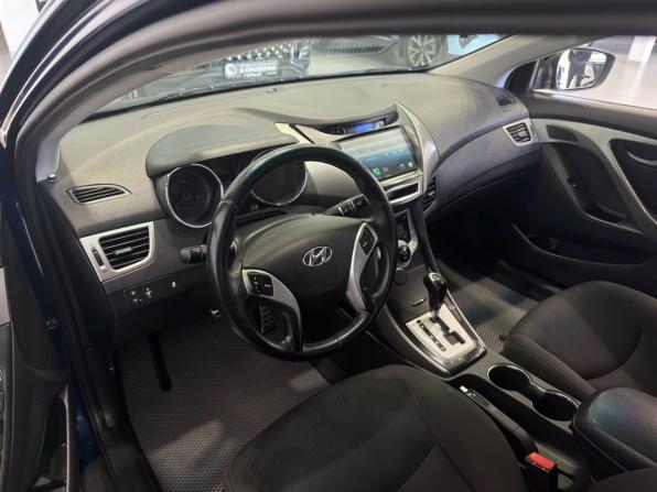 Hyundai Elantra V (MD) с пробегом 2012 года, цена 999 900 рублей, 178750 км, седан, Автокод Объявления